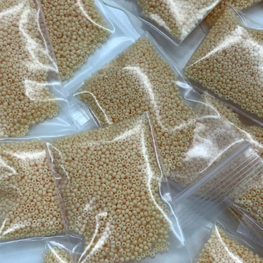 Preciosa Ornela 10/0 Preciosa Seed Beads 10/0 Cheesy Yellow Solgel *Rare*, Preciosa Seed Beads *NEW*