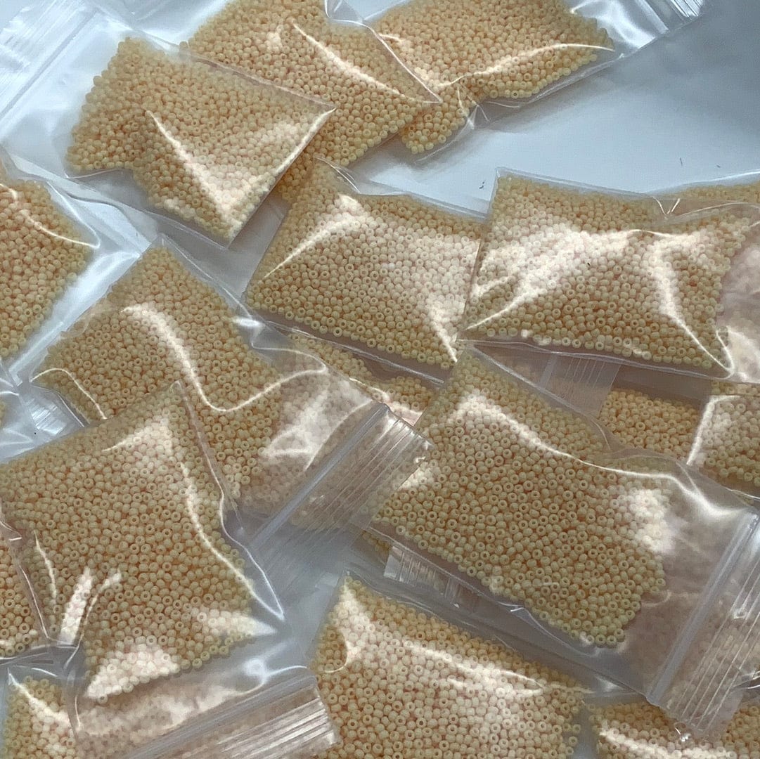 Preciosa Ornela 10/0 Preciosa Seed Beads 10/0 Cheesy Yellow Solgel *Rare*, Preciosa Seed Beads *NEW*