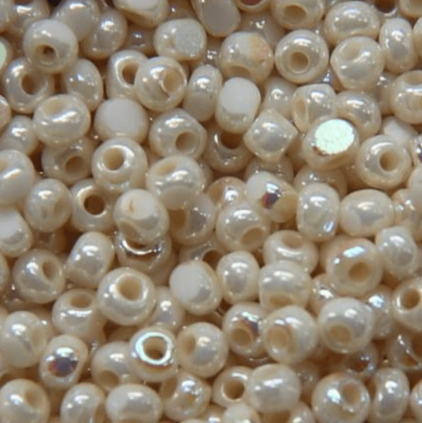 11/0 Charlotte Cut *Premium SHEEN India Seed Bead- Patina Ivory Aurore Boreale (AB) *10g Hank* Charlotte Cut Seedbeads