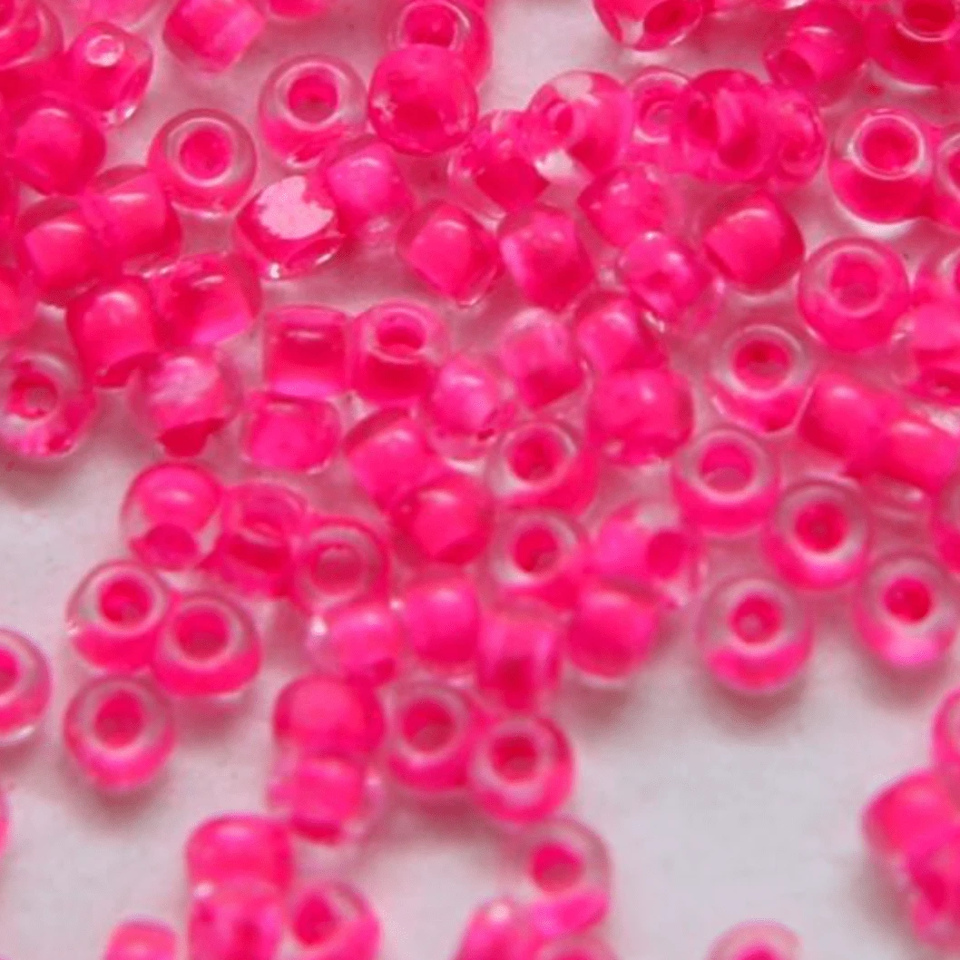 11/0 Charlotte Cut Seed Bead- Colour Lined Neon Pink *10g Hank* Charlotte Cut Seedbeads
