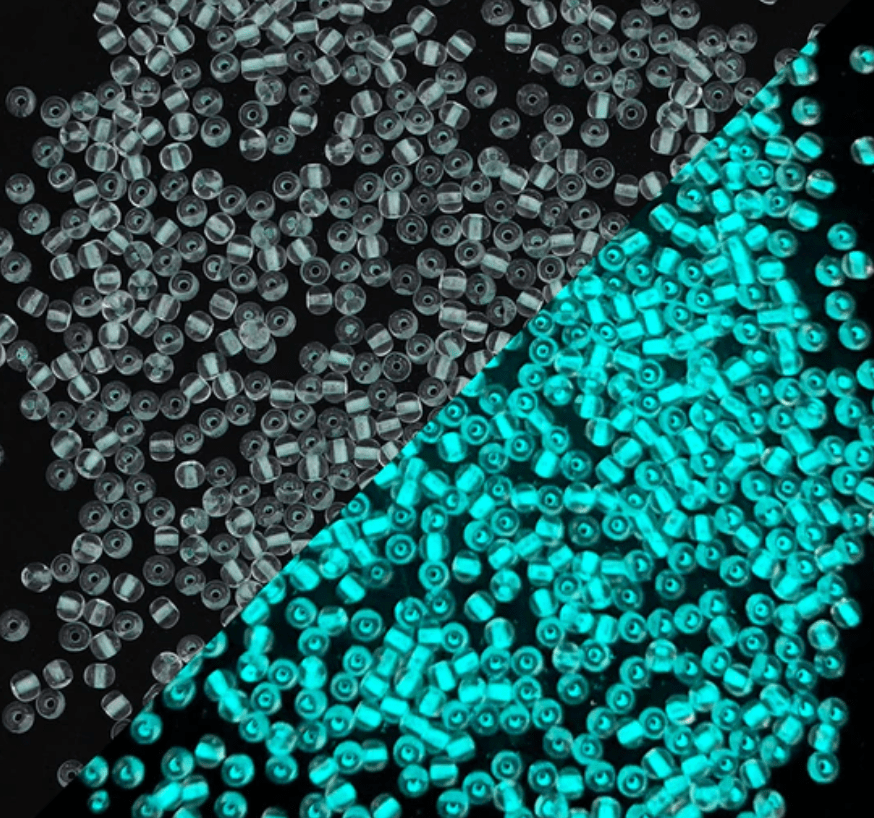 11/0 Japanese Seedbeads, GLOW IN DARK -Robin Egg Blue Lined to Blue GLOW 5.2g 11/0 TOHO Seed Beads