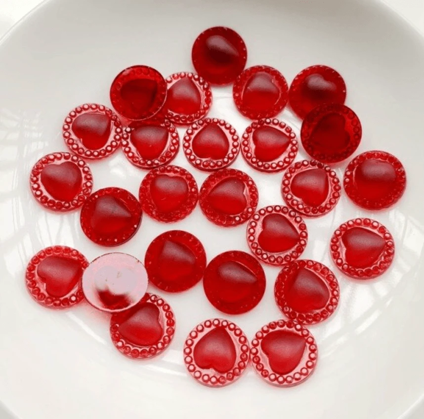 Sundaylace Creations & Bling Resin Gems Red 12mm Clear, Red, Peach & Pink Heart in Round Frame Transparent, Glue on, Resin Gems
