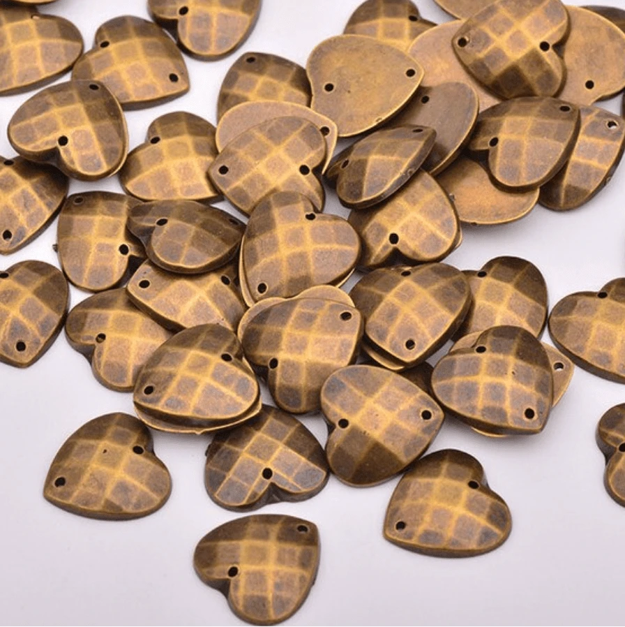 Sundaylace Creations & Bling Resin Gems 14mm Antique Copper Hearts, Sew on, Metallic Resin Gems (Sold in Pair)