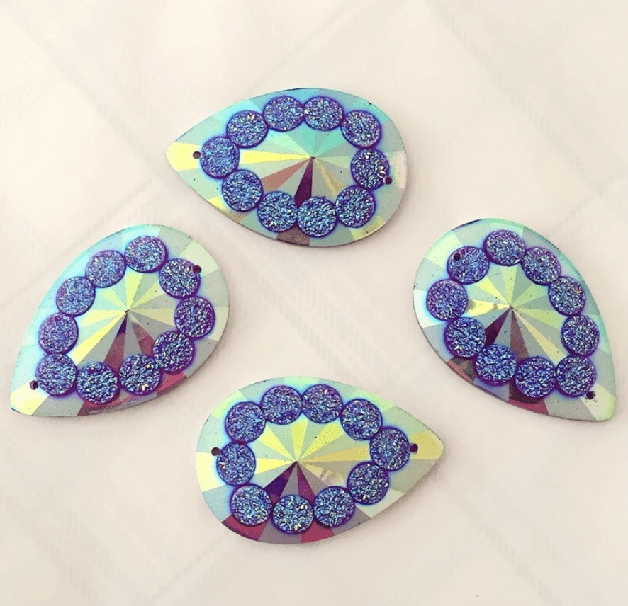 Sundaylace Creations & Bling Resin Gems 17*28mm Blossom Tinkle Teardrop, Sew on, Resin Gem