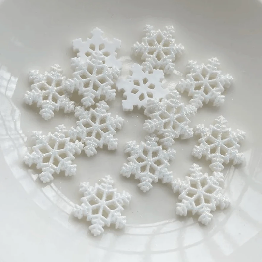Sundaylace Creations & Bling Resin Gems 20mm Snowflake 18mm & 20mm White AB Snowflake Shaped, Glue on Resin Gem (Sold in Pair)