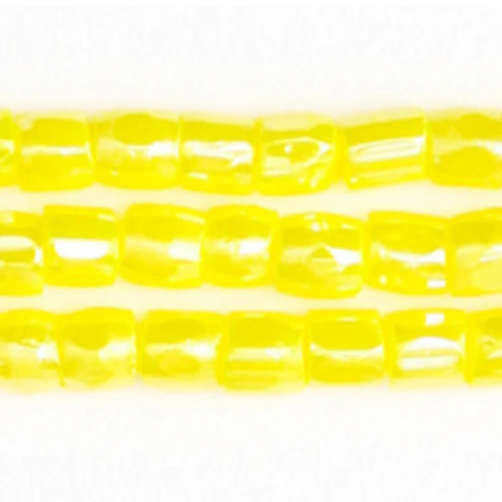 3 Cut 9/0 Beads Light Yellow Luster Opaque *Limited time Hank 3-cut Beads