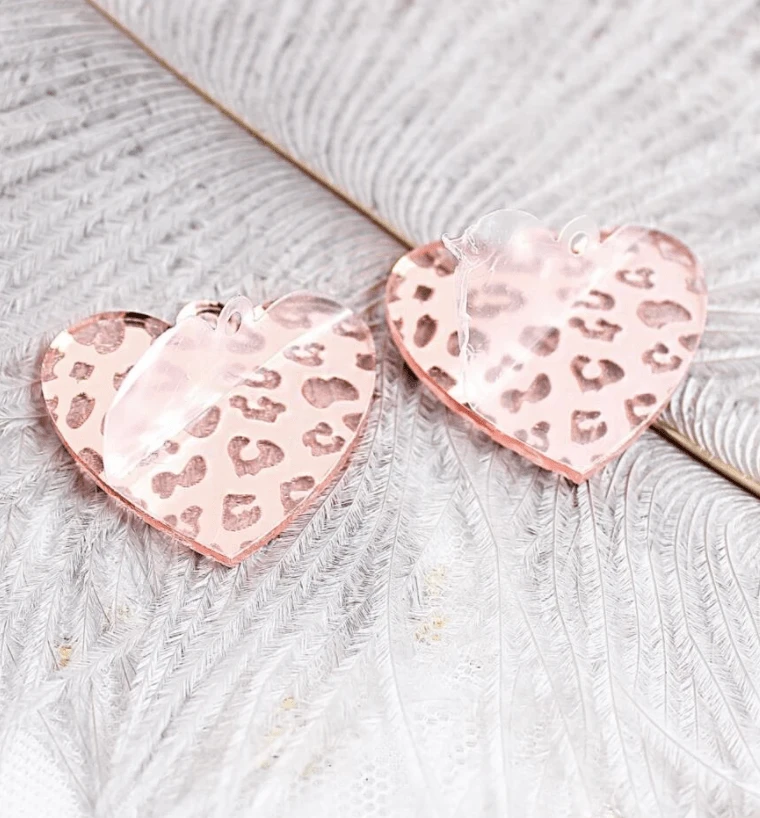 Resin Gems Mirror Gems Mirror Rose Gold 30mm Silver-Rose Gold Mirror & Clear Animal Print Etched Heart Gem, Sew on, Mirror Gem