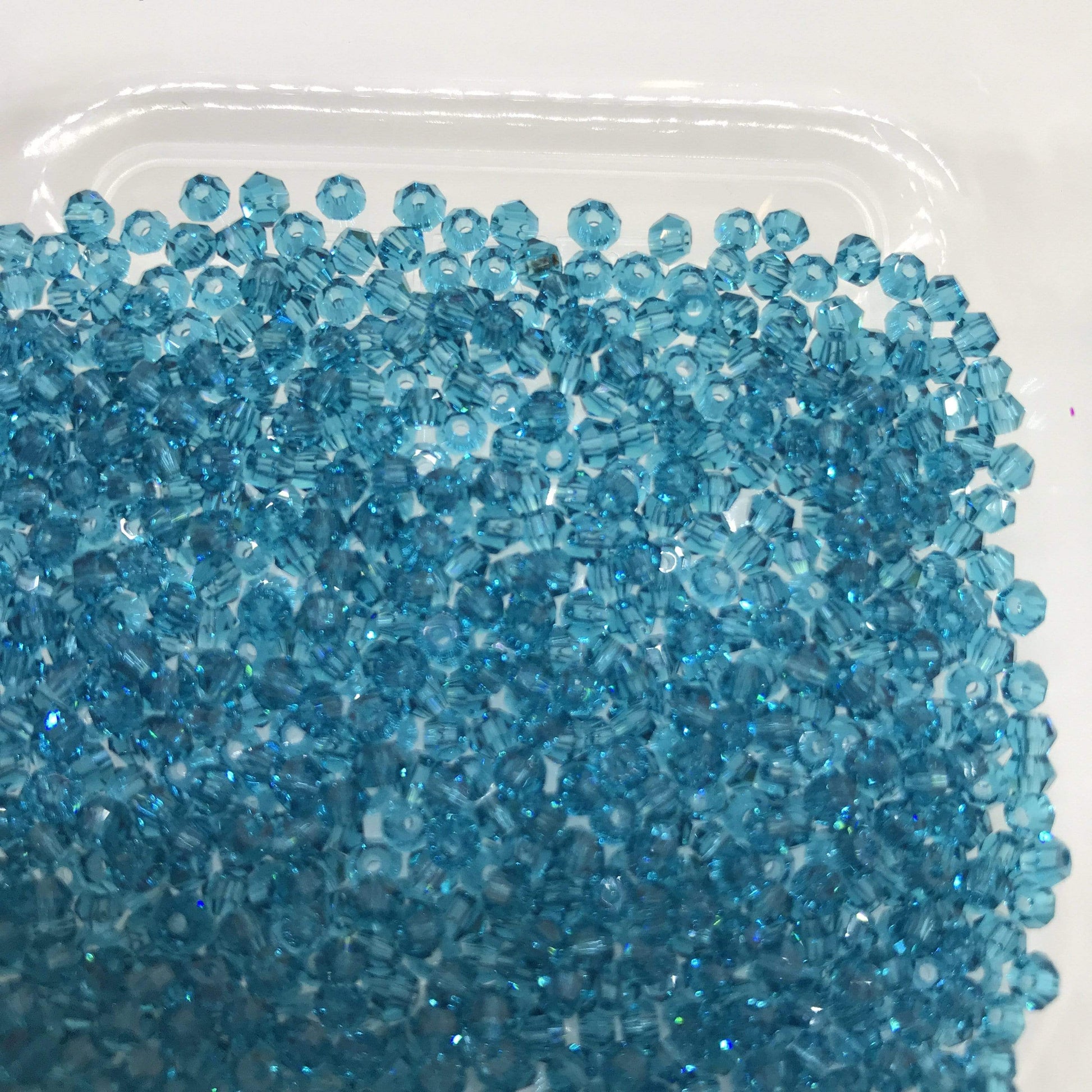 Sundaylace Creations & Bling Bicone Beads 3mm Ocean Blue Aqua  colour, Grade AAA Bicone Beads