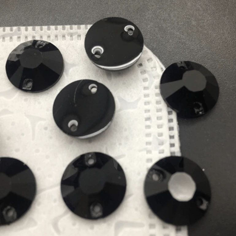 Sundaylace Creations & Bling Resin Gems 8mm-14mm Jet Black with Pointed or Flat Top Round Rivoli, Sew on, Acrylic Resin Gem