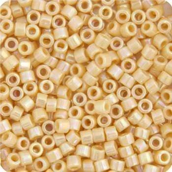 Sundaylace Creations & Bling Delica Beads Delica 11/0 RD Ivory Pear Opaque AB (1571v)