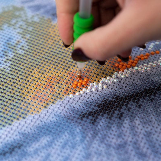 Sundaylace Creations & Bling Diamond Dotz Diamond Dotz -Snug Christmas Kitty *Larger Size*