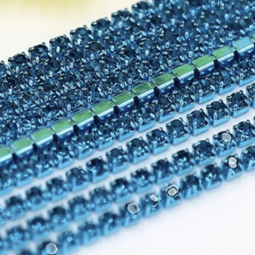 Sundaylace Creations & Bling SS6 Metal Rhinestone Chain Ss10 Dark Aqua Teal Stone, on Electric BLUE Coloured Metal Rhinestone Chain (Sold in 36")