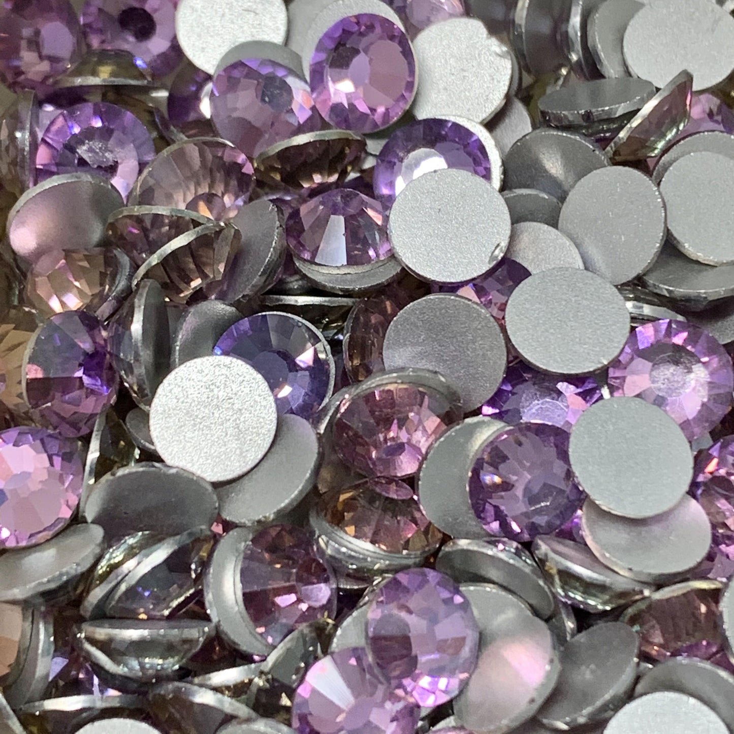 Sundaylace Creations & Bling Fancy Glass Gems Ss30 Light Purple Flame Mini Rivoli, Glue on, Fancy Glass Gem *10 gems*