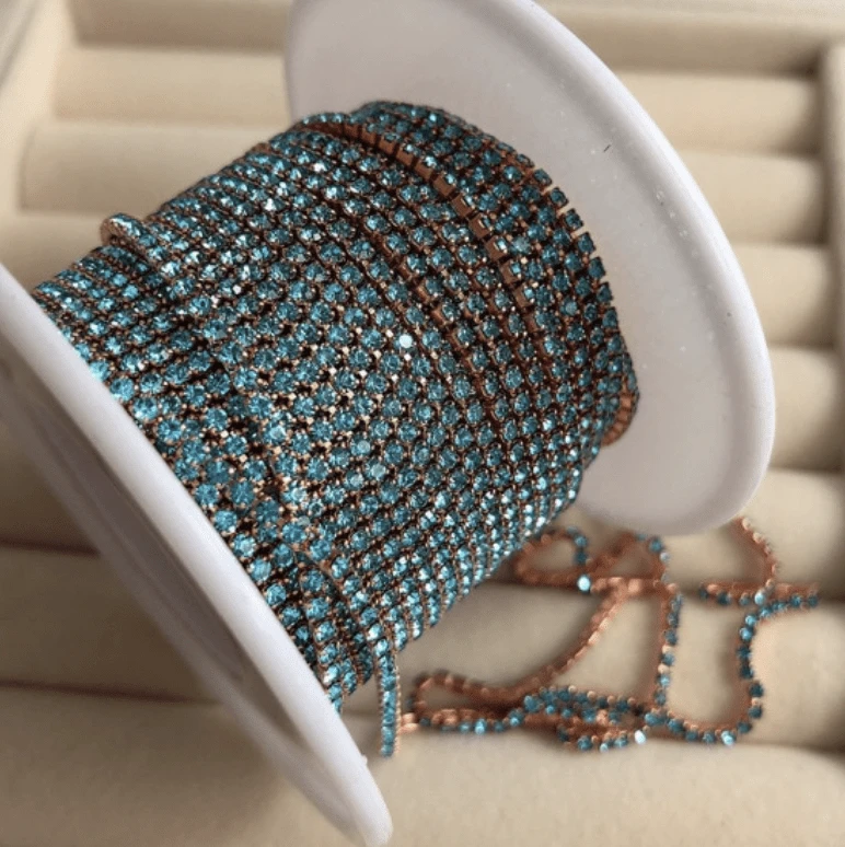 Sundaylace Creations & Bling SS4 Metal Rhinestone Chain Ss4 Aqua Stone on Rose Gold Rhinestone Metal Chain, Dense 33"