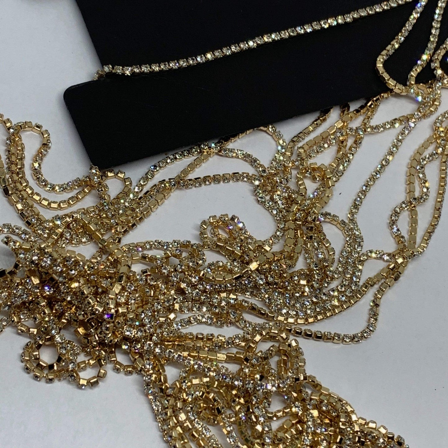 Sundaylace Creations & Bling SS4 Metal Rhinestone Chain Ss4 Clear Stone, Gold Metal Rhinestone Chain, Dense Chain, 33" inches