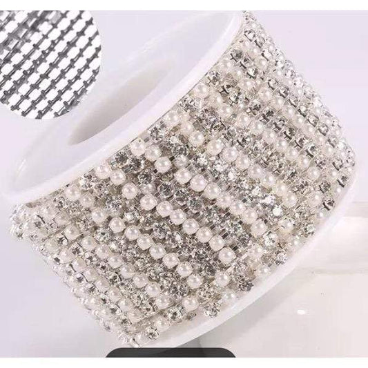Sundaylace Creations & Bling SS6 Metal Rhinestone Chain Ss4 Pearl and Clear Stones (Alternating) on Silver Metal Rhinestone Chain *Dense Chain* 33”