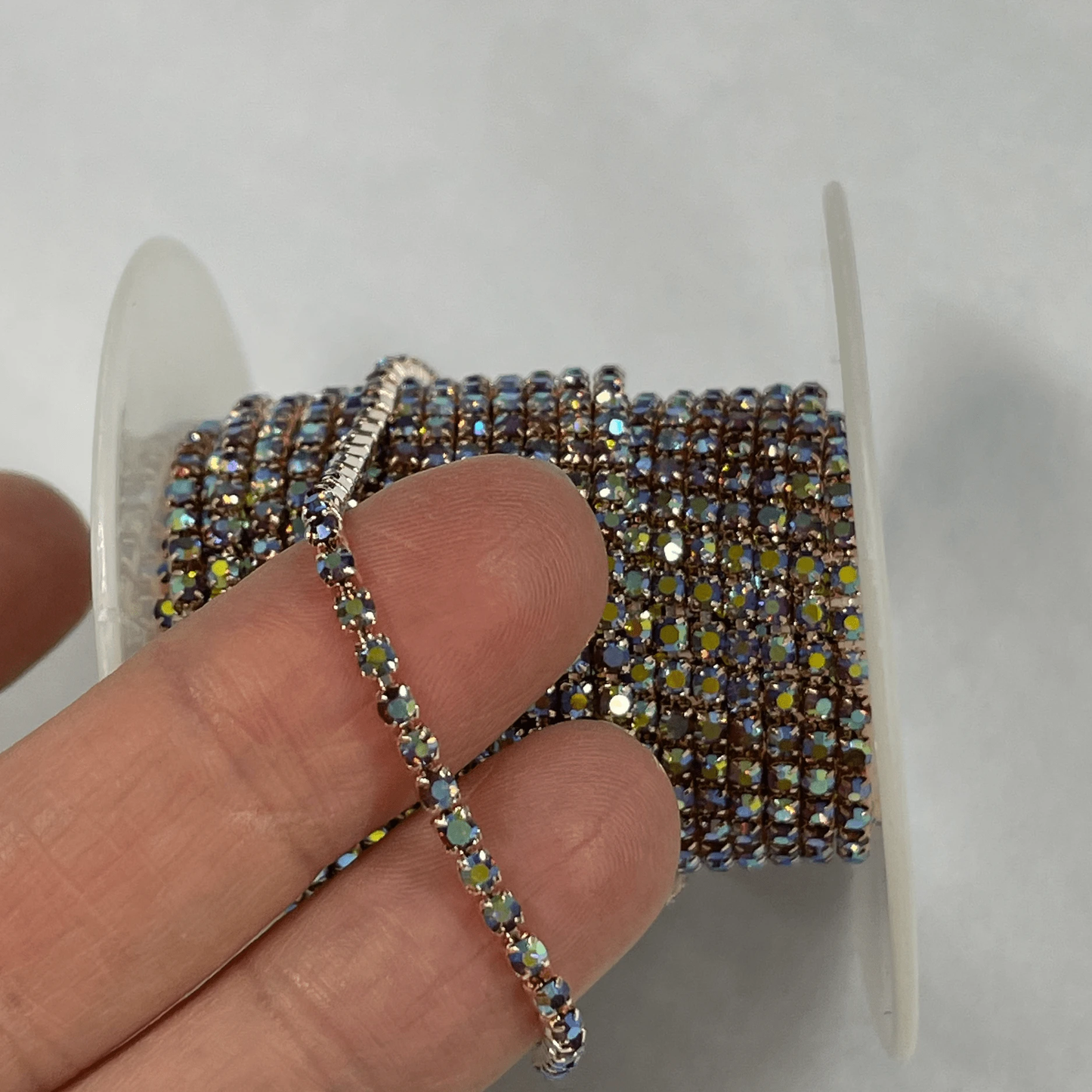 Sundaylace Creations & Bling SS6 Metal Rhinestone Chain Ss6 Amethyst Light Purple Rhinestone with Champagne Dense Chain, Rhinestone Metal Chain