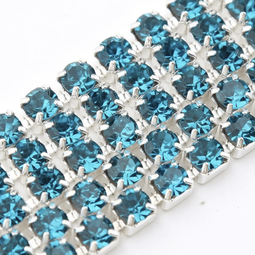 Ss6 Blue Zircon on SILVER Metal Rhinestone Chain SS6 Metal Rhinestone Chain