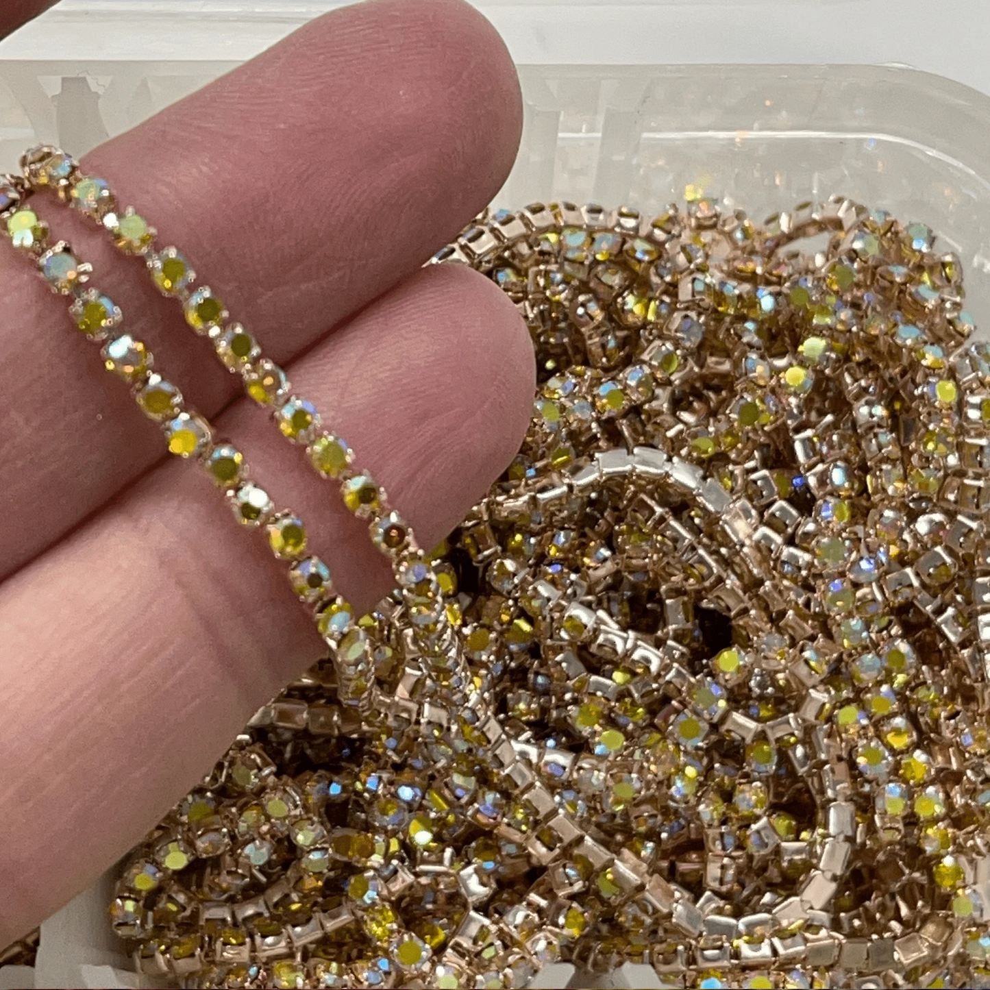 Sundaylace Creations & Bling SS6 Metal Rhinestone Chain Ss6 Citron Yellow AB Rhinestone with Rose Gold/Champagne Dense Chain, Rhinestone Metal Chain