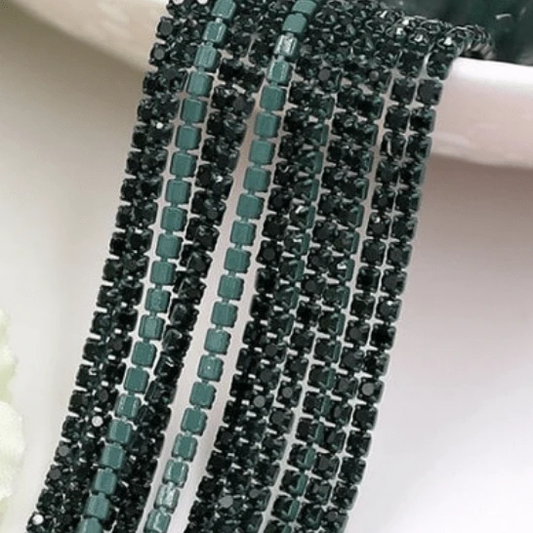 Sundaylace Creations & Bling SS6 Metal Rhinestone Chain Ss6 Emerald Green Stone, on DARK GREEN Coloured Metal Rhinestone Chain