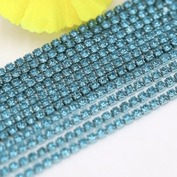 Sundaylace Creations & Bling SS6 Metal Rhinestone Chain Ss6 Light Blue Aqua Stone, on AQUA Coloured Metal Rhinestone Chain