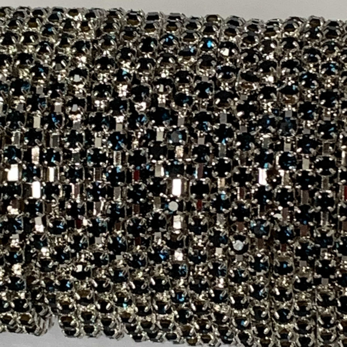 Sundaylace Creations & Bling SS6 Metal Rhinestone Chain Ss6 Montana Dark Blue Stone in Silver Sparse Metal Rhinestone Chain
