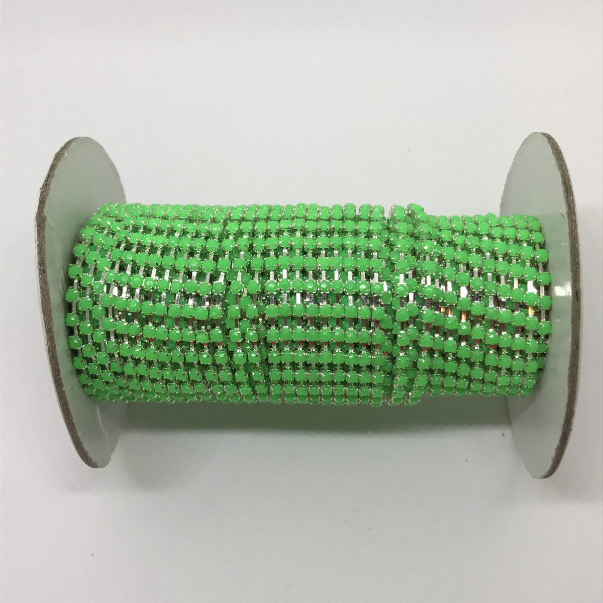 Sundaylace Creations & Bling SS6 Metal Rhinestone Chain Ss6 Neon Green Acrylic on Silver Rhinestone Metal Rope Chain, Sold in yard