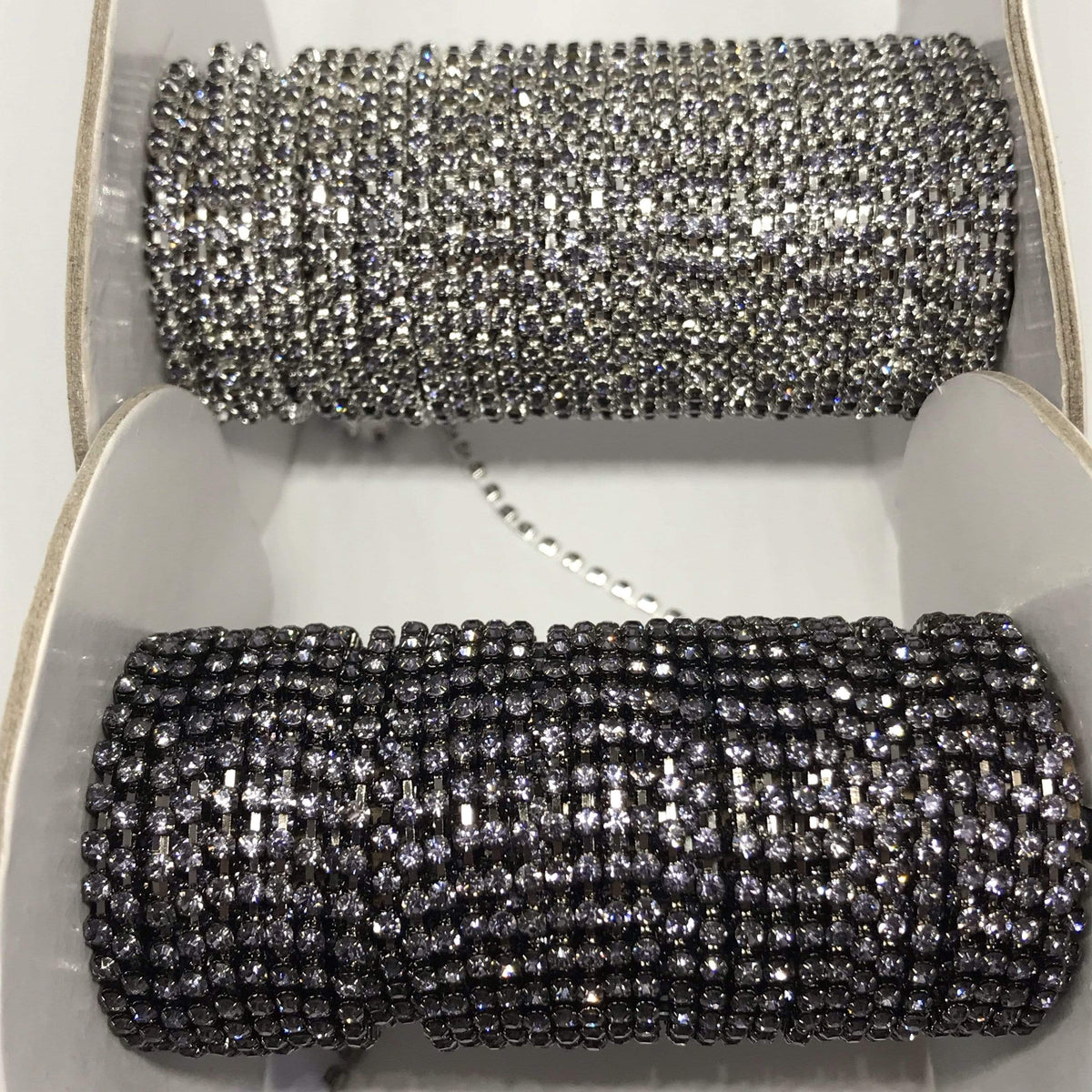 Sundaylace Creations & Bling SS6 Metal Rhinestone Chain Ss6 Tanzanite Light Purple Stone in Silver Metal Rhinestone Chain, Sparse Chain