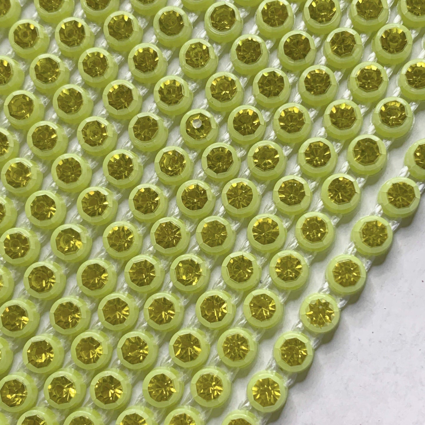 Sundaylace Creations & Bling Ss8 Plastic Rhinestone Banding Rope Ss8 Plastic Rhinestone Chain Banding, Yellow Stone in Neon Yellow Plastic Rhinestone Chain Banding, Sold in yard