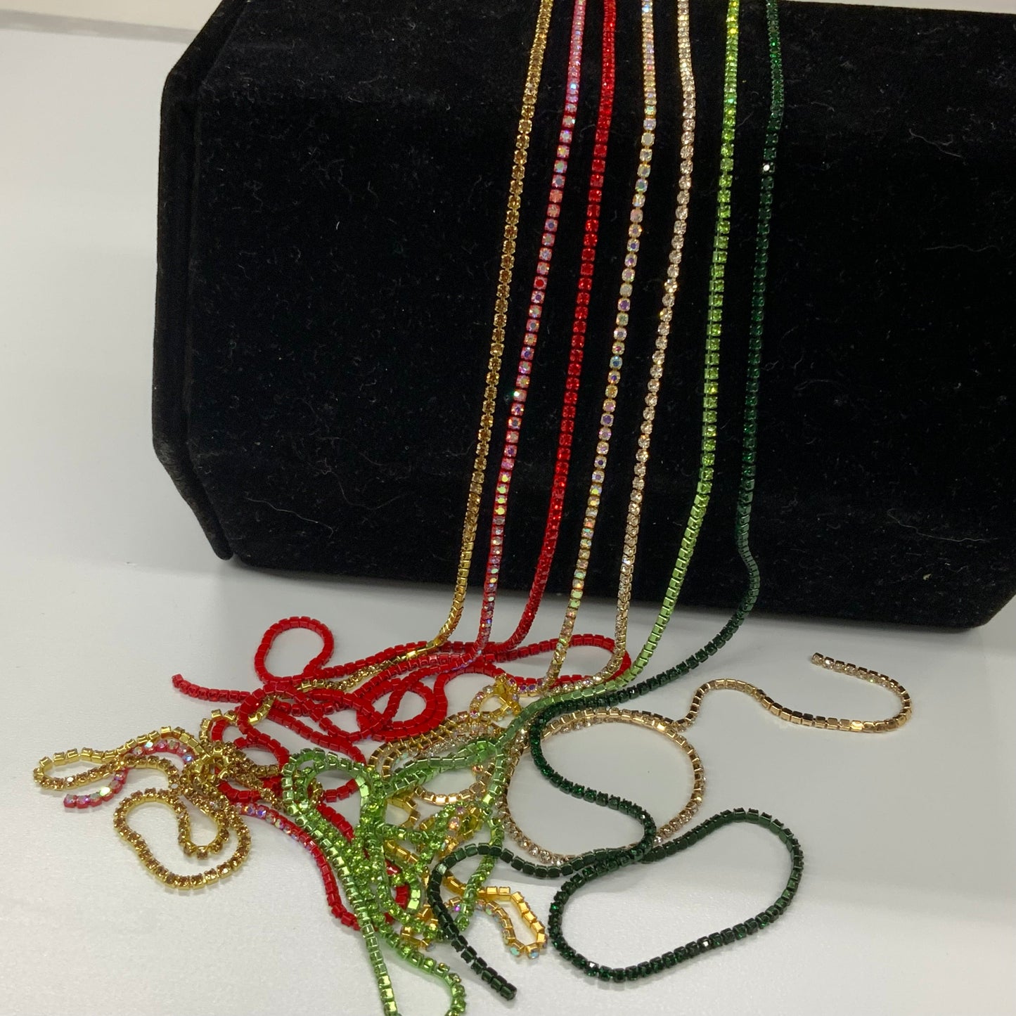 “Christmas Vibes” 7 x 33” SS4 Rhinestone Chain Bundle Set, Promotions Sundaylace Creations & Bling