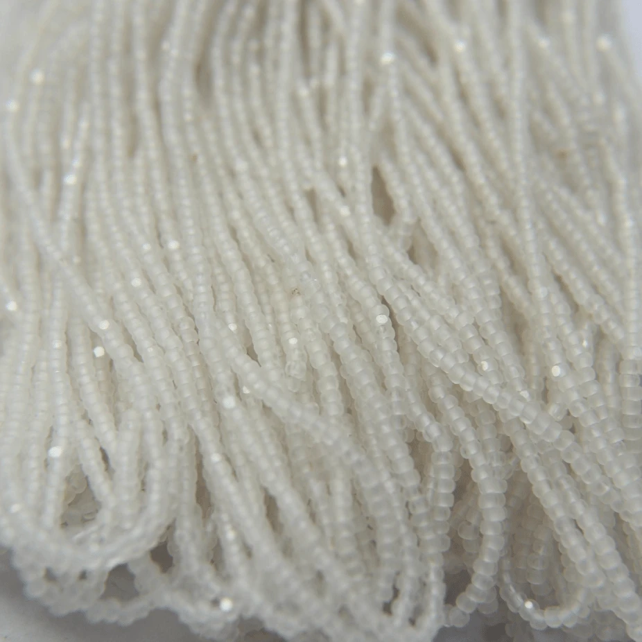 11/0 Charlotte Cut Seed Bead- Matte Frosted White Crystal *10g Hank* Charlotte Cut Seedbeads