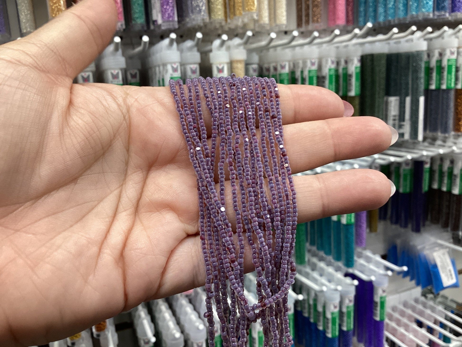 11/0 Charlotte Cut Seed Bead- Opal Plum Pink *10g Hank* Charlotte Cut Seedbeads