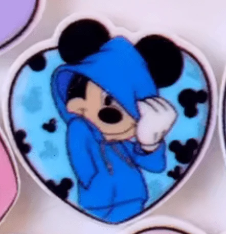 Hoodie Mickey 15mm Disn*y Mickey/ Minnie Heart Gems, Glue on, Resin Gem (Sold In Pair) Resin Gems