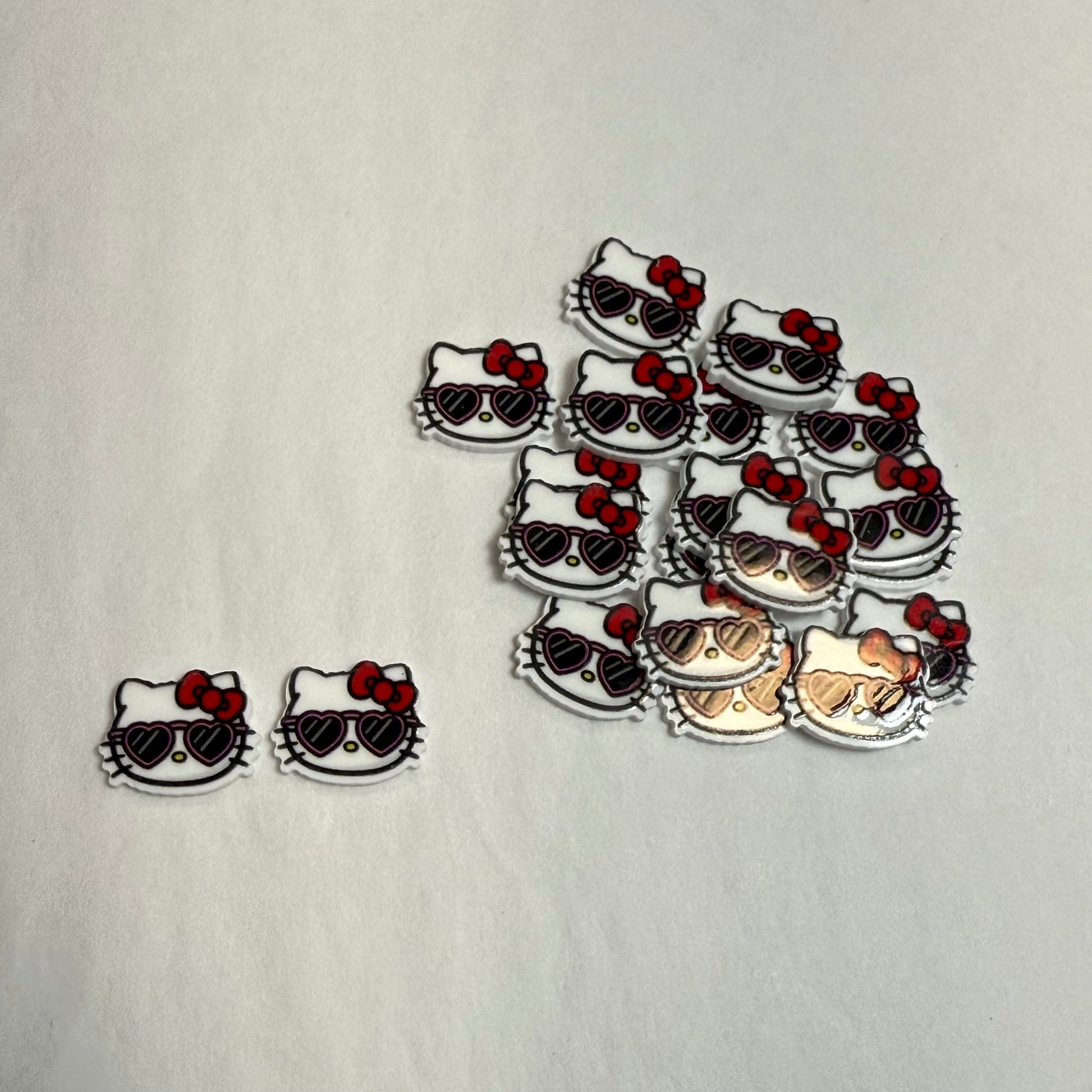 15mm, Sunglasses Kitty Shaped, Hello Kitty Gems Glue on, Resin Gem, (Sold In Pair)