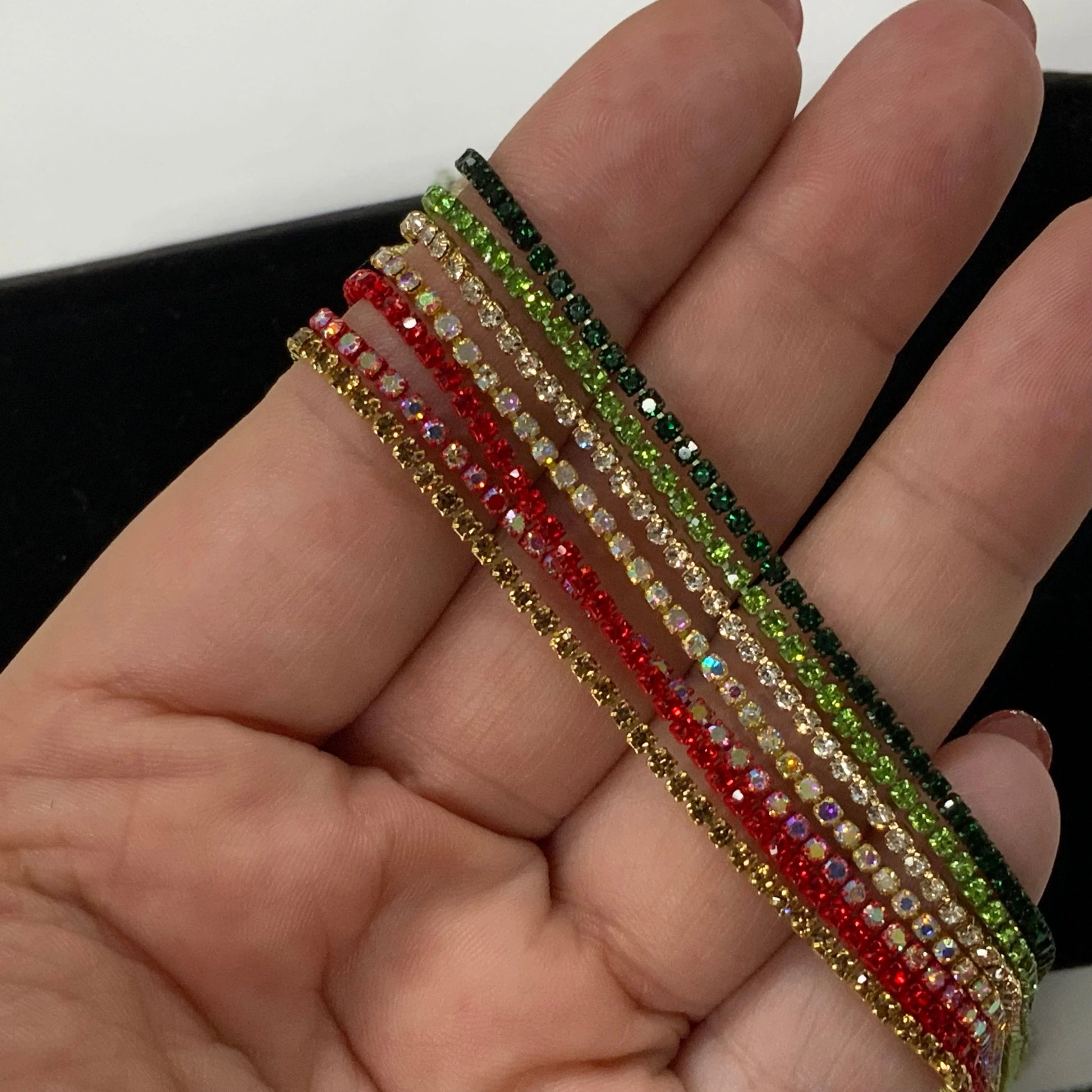 “Christmas Vibes” 7 x 33” SS4 Rhinestone Chain Bundle Set, Promotions Sundaylace Creations & Bling