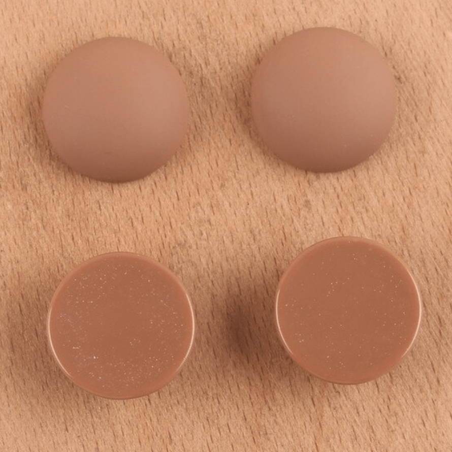 19mm Chai Latte Brown 19mm Mixed Smooth Matte Dome Round, Glue on, Resin Gems (Sold in Pair) Resin Gems