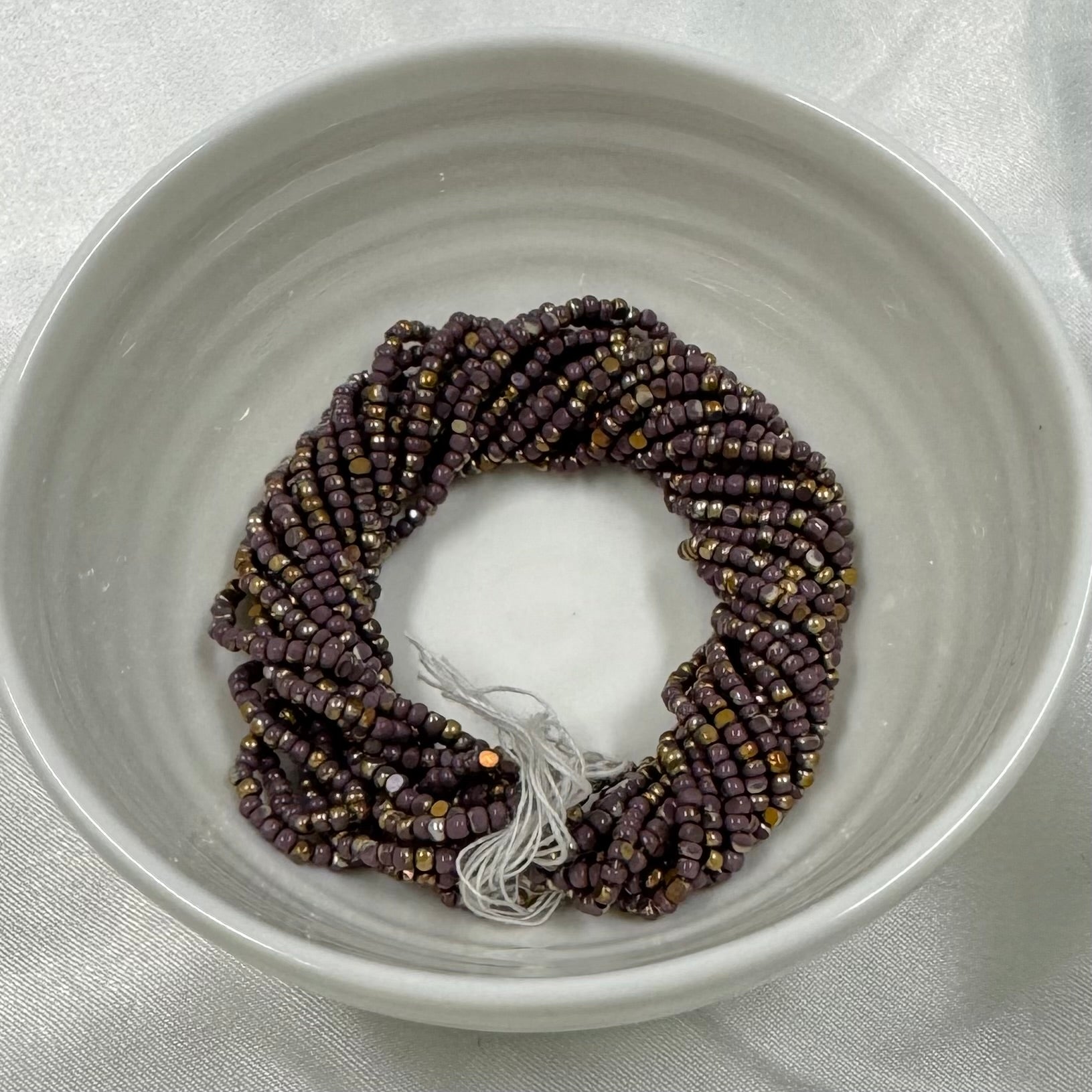 11/0 Charlotte Cut Seed Bead - Patina Opaque Amethyst Dark Bronze Gold 10gk India Sheen Charlotte Cut Seedbeads
