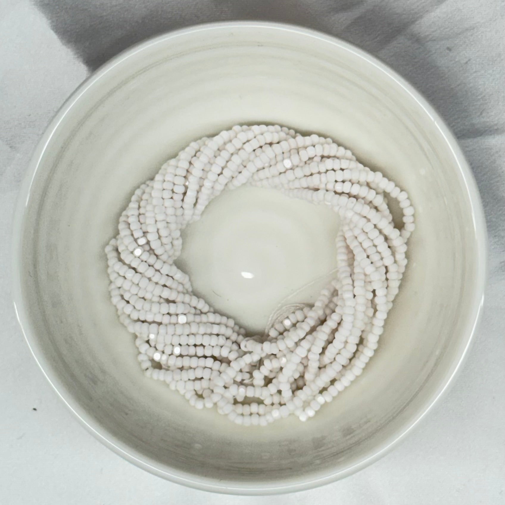 11/0 Charlotte Cut Seed Bead- Opaque Chalk White MATTE *10g Hank* India Sheen Charlotte Cut Seedbeads