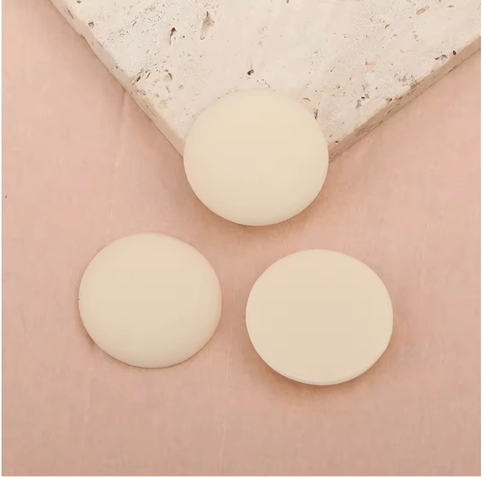 Cream 24*24mm Round Matte Rubber Cabochon