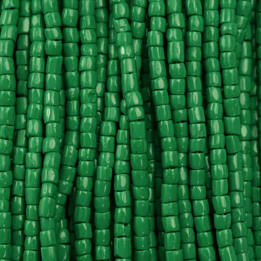 3 Cut 9/0 Beads Dark Green Opaque *Limited time* Hank 3-cut Beads