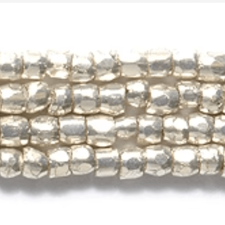 3 Cut 9/0 Beads Silver Wash Metallic (9SC813-WR) *HANK 3-cut Beads