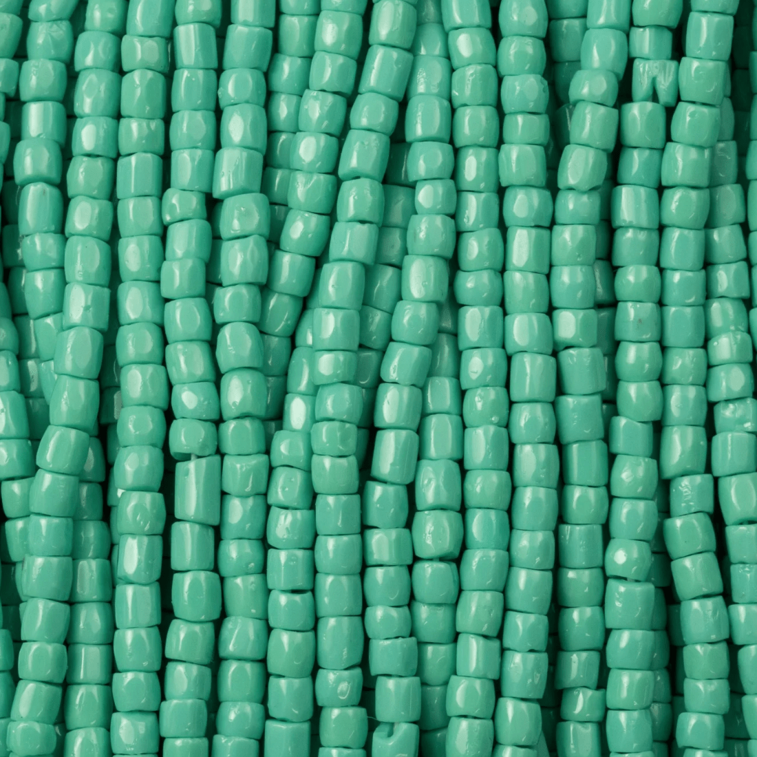 3 Cut 9/0 Beads Turquoise Green Opaque *Hank 3-cut Beads