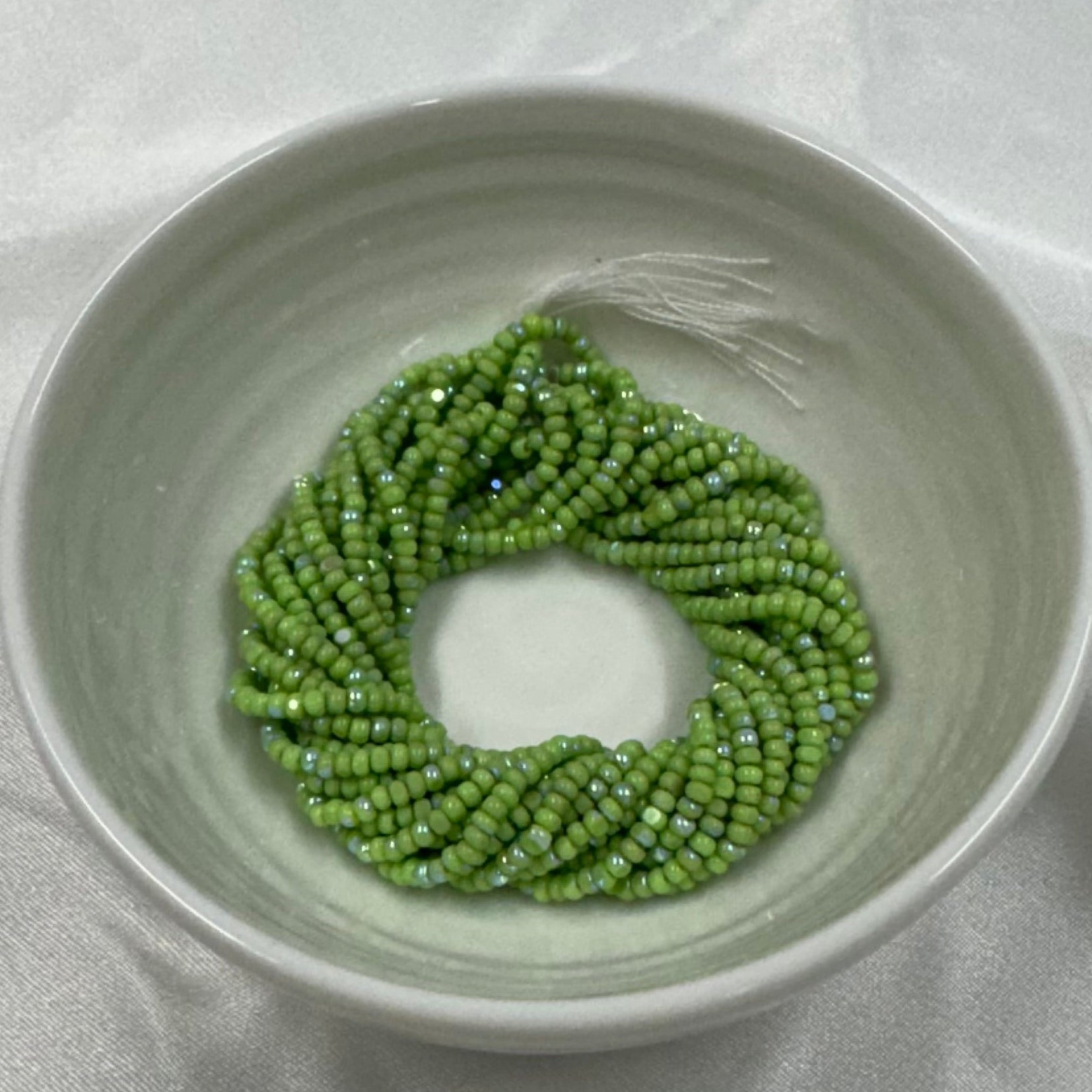 11/0 Charlotte Cut *Premium Seed Bead- Opaque Lime Aurore Boreale (AB) *10g Hank* India Sheen Charlotte Cut Seedbeads