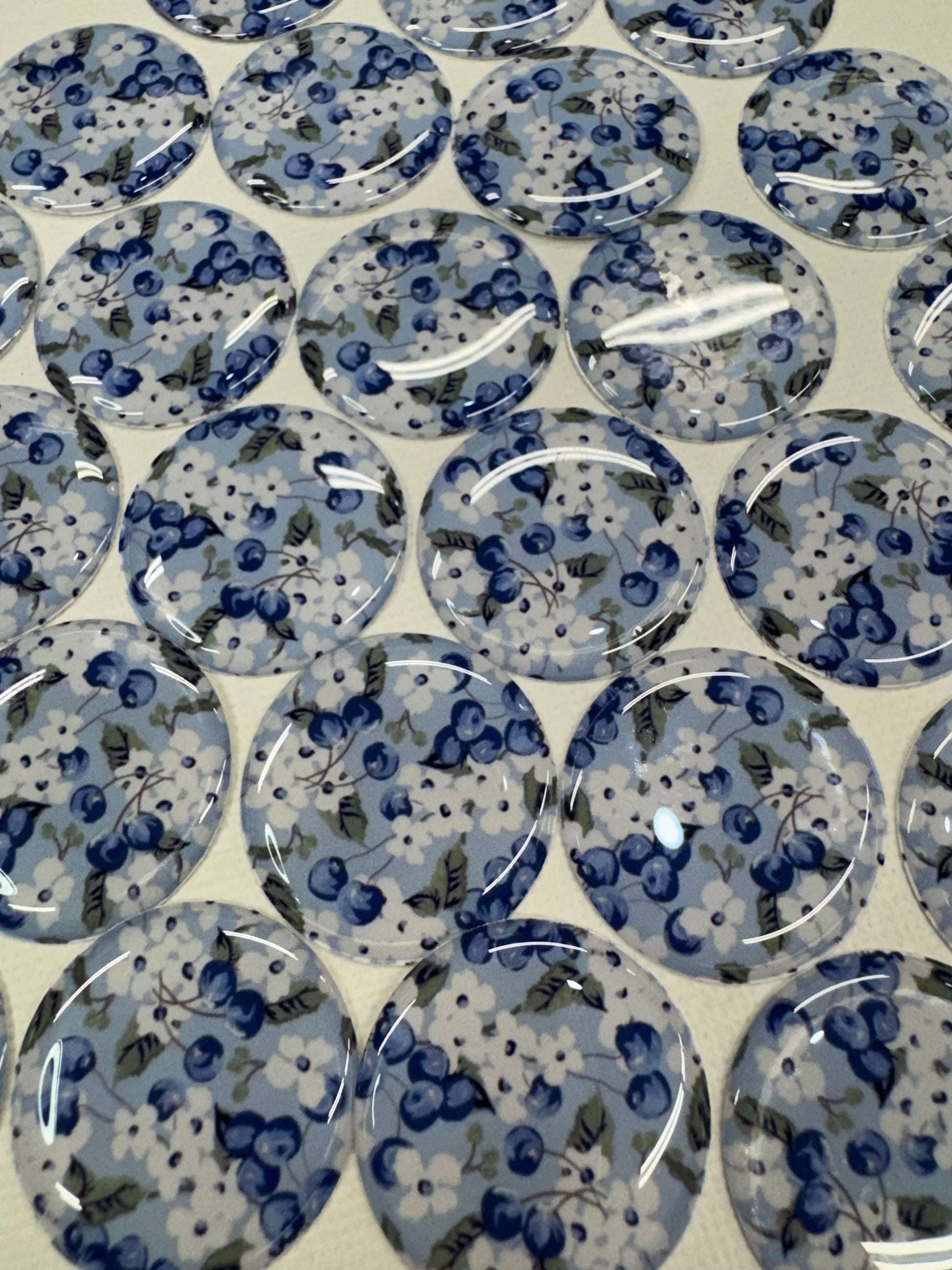 Blueberry gem Sundaylace Creations & Bling
