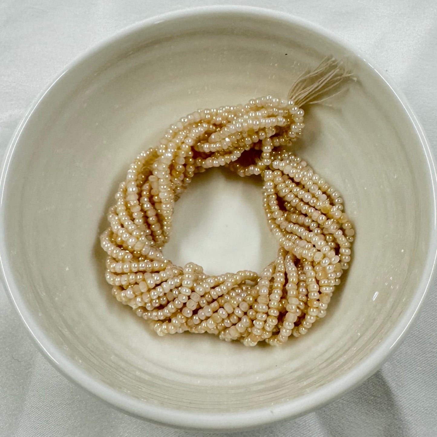 11/0 Charlotte Cut Seed Bead- Ceylon Pearl White *10g Hank* India Sheen Charlotte Cut Seedbeads