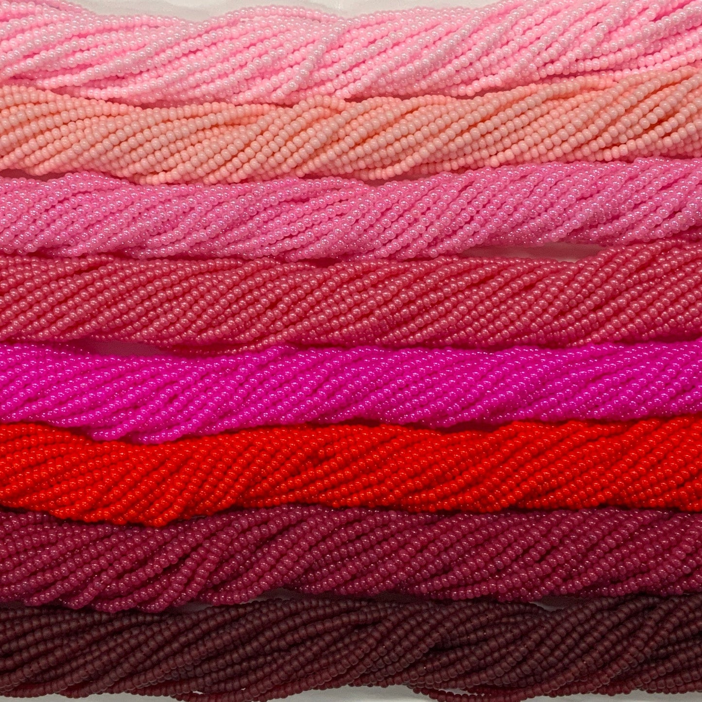 "Sweet Hearts Pink"11/0 Seed bead Set x 7 Hanks, Promotions