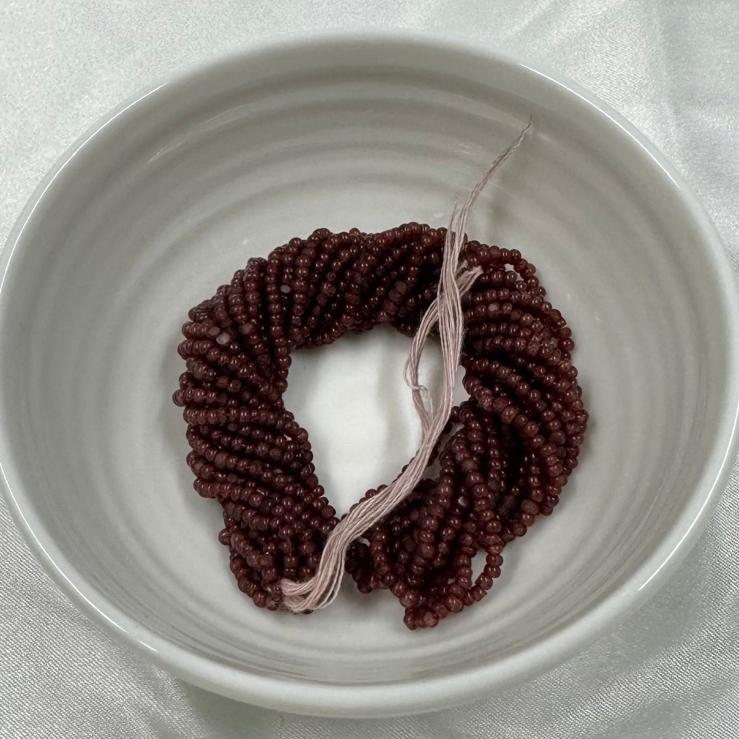 11/0 Charlotte Cut Seed Bead- Opal Burgundy *10g Hank* India Sheen Charlotte Cut Seedbeads