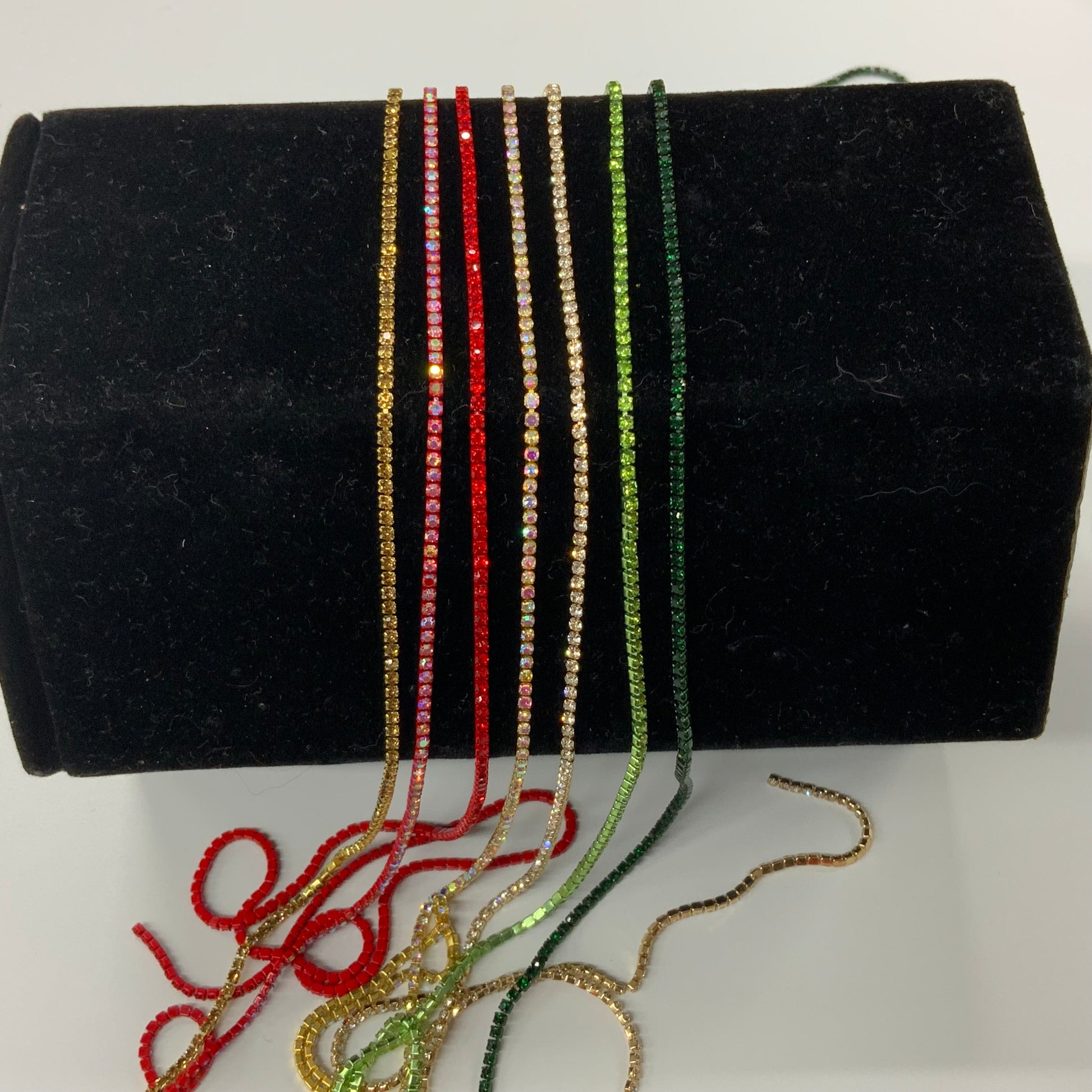 “Christmas Vibes” 7 x 33” SS4 Rhinestone Chain Bundle Set, Promotions Sundaylace Creations & Bling