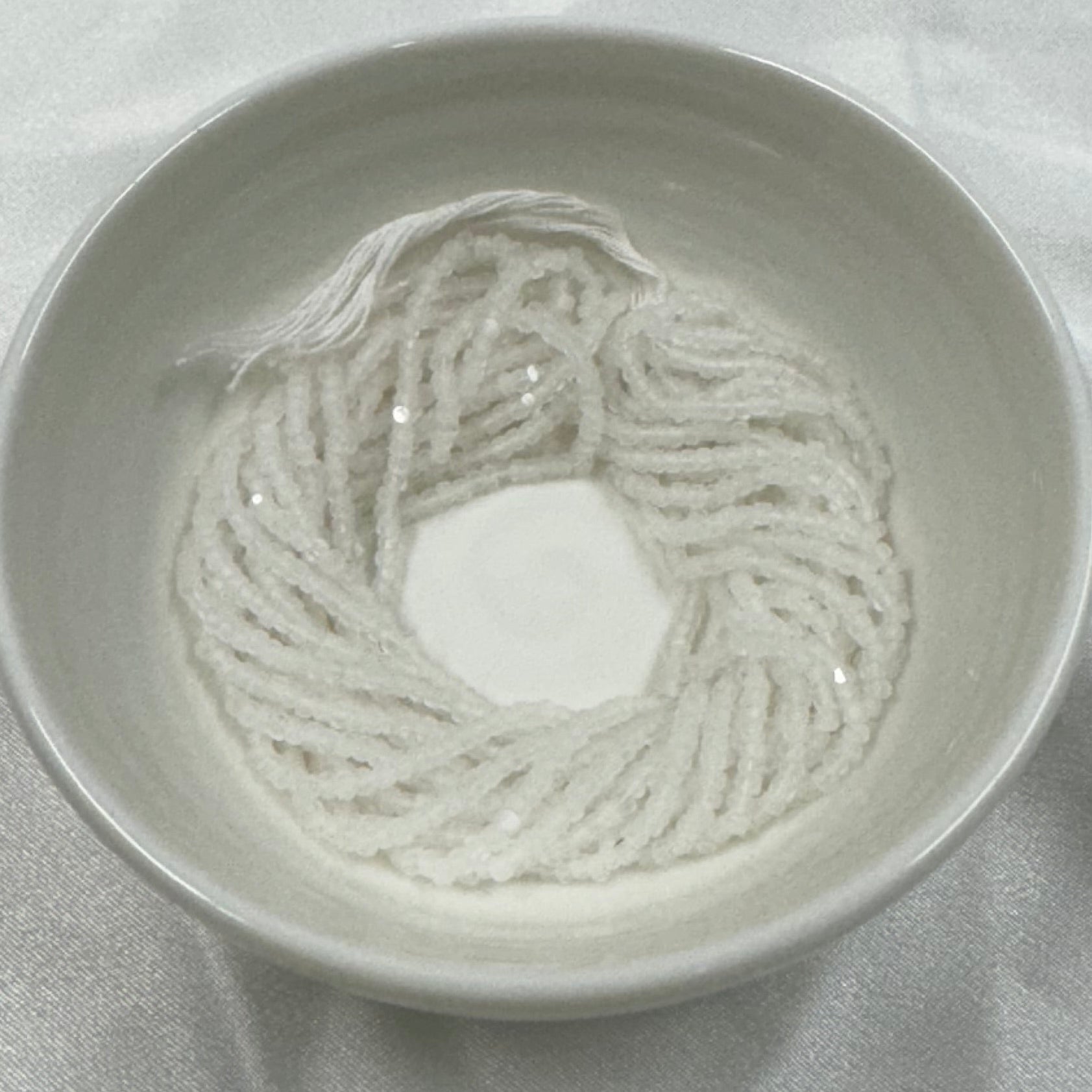 11/0 Charlotte Cut Seed Bead- Matte Frosted White Crystal *10g Hank* India Sheen Charlotte Cut Seedbeads