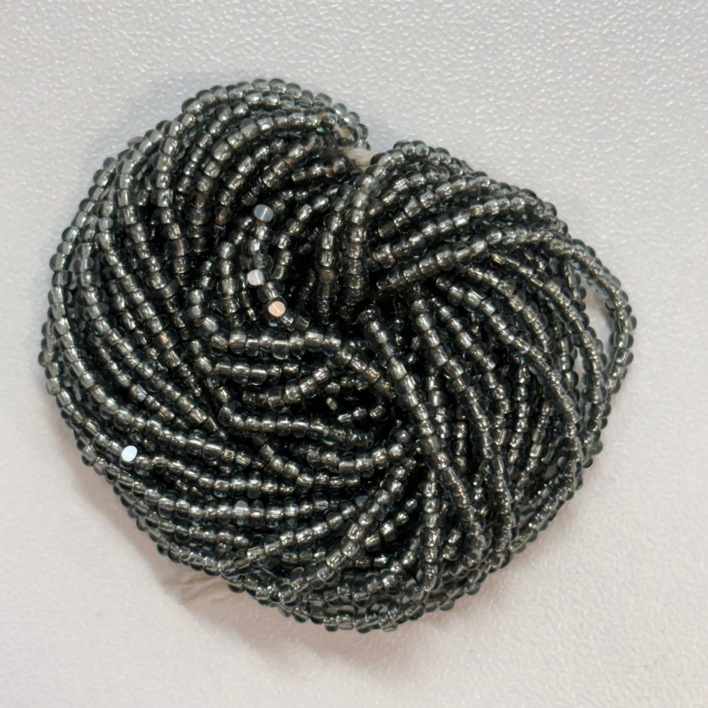 11/0 Charlotte Cut *Premium Seed Bead- Silver Lined Black Diamond *10g Hank* India Sheen Charlotte Cut Seedbeads